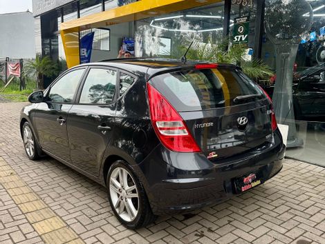 Hyundai i30 2.0 16V 145cv 5p Aut.