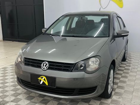 VolksWagen Polo Sedan 1.6 Mi Total Flex 8V 4p