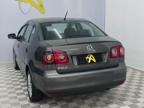 VolksWagen Polo Sedan 1.6 Mi Total Flex 8V 4p