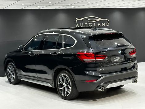 BMW X1 SDRIVE 20i X-Line 2.0 TB Active Flex