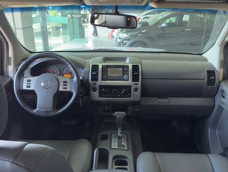 Nissan Frontier LE ATTACK CD 4x4 2.5 TB Die.Aut