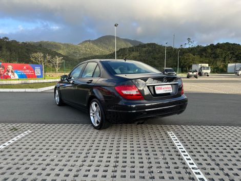 Mercedes C-180 CGI Classic 1.8 16V 156cv Aut.