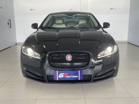 Jaguar XE 2.0 Turbocharged Pure 240cv Aut.