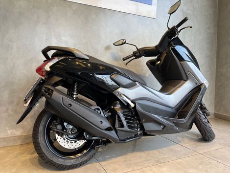 YAMAHA NMAX 160