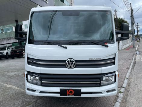 VOLKSWAGEN 11-180 Delivery 4x2 2p (diesel)(E6)