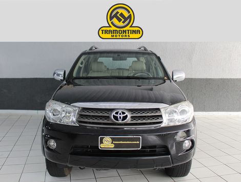 Toyota Hilux SW4 SR 4x2 2.7/ 2.7 Flex 16V Aut.