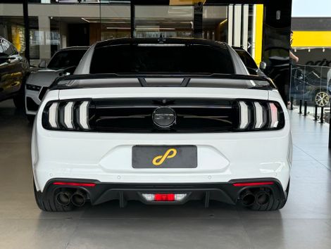 Ford Mustang Black Shadow 5.0 V8