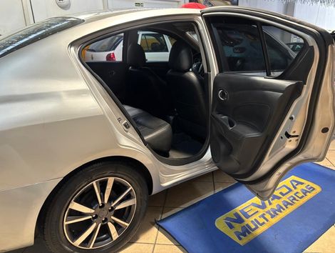 Nissan VERSA SL Direct 1.6 16V Flex  Aut. 