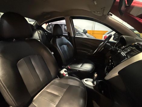 Nissan VERSA SL Direct 1.6 16V Flex  Aut. 