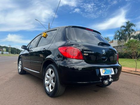 Peugeot 307 Feline 2.0/2.0 Flex 16V 5p Mec.