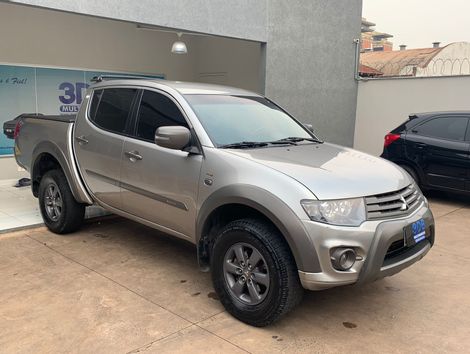 Mitsubishi L200 T.OUTDOOR 3.2 CD TB Int. Dies. Aut.