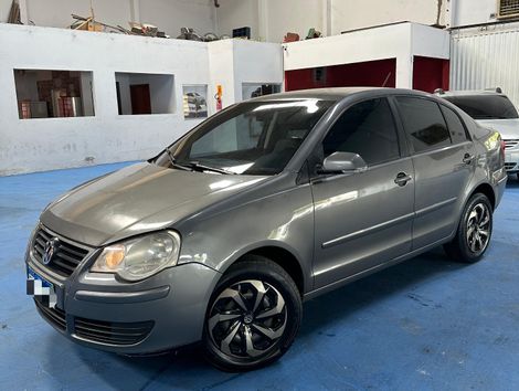 VolksWagen Polo Sedan 1.6 Mi Total Flex 8V 4p