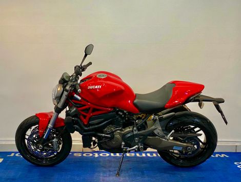 Ducati MONSTER 821