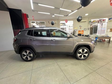 Jeep COMPASS LONGITUDE 2.0 4x4 Dies. 16V Aut.