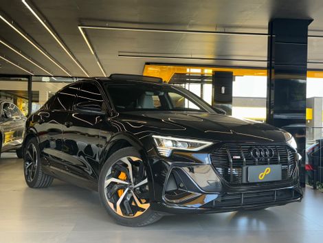 Audi E-TRON Sportback Perf. Aut. (Elétrico)