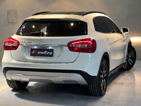 Mercedes GLA 200 Style 1.6 TB 16V/Flex Aut.