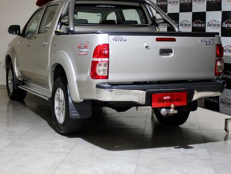 Toyota Hilux SW4 SRV D4-D 4x4 3.0 TDI Dies. Aut