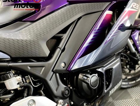 YAMAHA YZF R-3 321/ABS