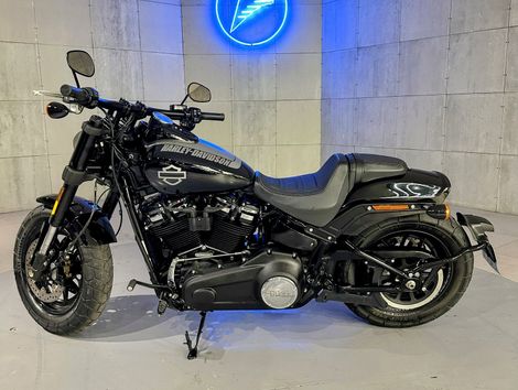 Harley FAT BOB  114