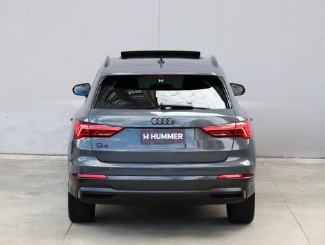 Audi Q3 Black Ed. 1.4 TFSI Flex/Black S-tron.