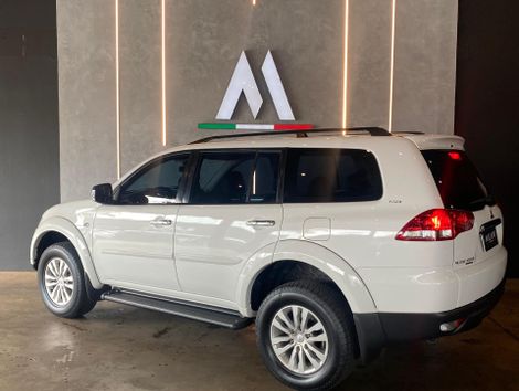 Mitsubishi Pajero DAKAR/HPE 3.5 4x4 Flex 5p Aut.