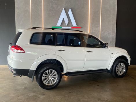 Mitsubishi Pajero DAKAR/HPE 3.5 4x4 Flex 5p Aut.