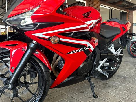 HONDA CBR 500R