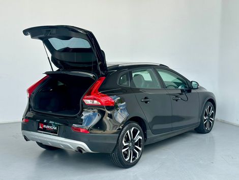 Volvo V40 T-4 Cross Country 2.0 FWD Aut.