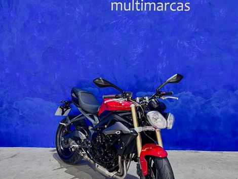 TRIUMPH STREET TRIPLE 675
