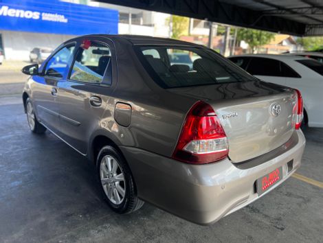 Toyota ETIOS X Plus 1.5 Flex 16V 5p Aut.