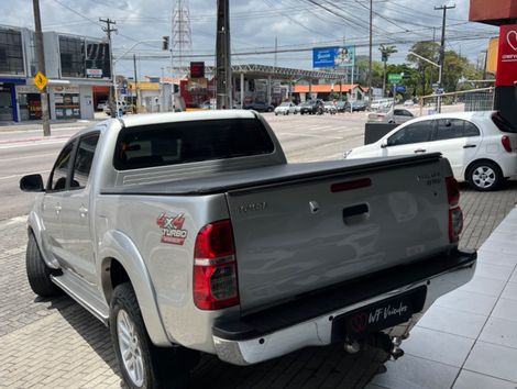 Toyota Hilux CD SRV D4-D 4x4 3.0 TDI Diesel Aut