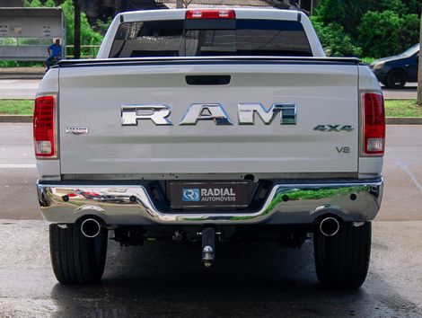 RAM CLASSIC LARAMIE 5.7 CD V8 4X4 Aut.