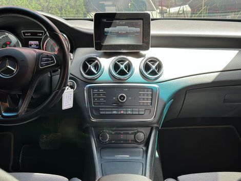 Mercedes GLA 200 Advance 1.6/1.6 TB 16V Flex Aut.