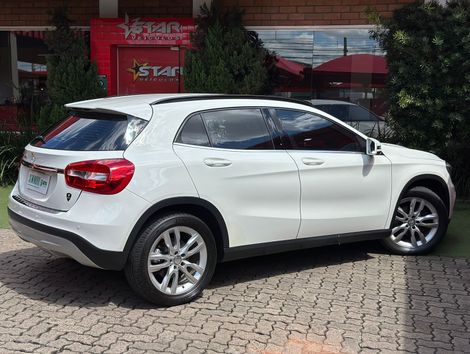 Mercedes GLA 200 Advance 1.6/1.6 TB 16V Flex Aut.