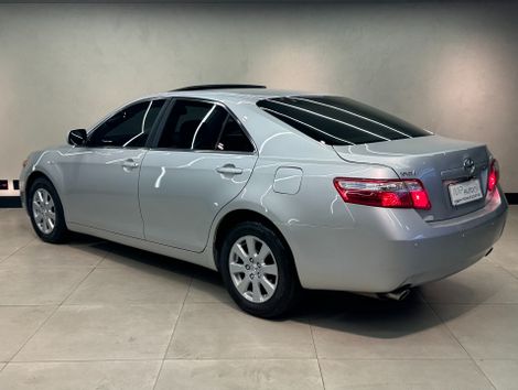 Toyota Camry XLE 3.5 24V Aut.