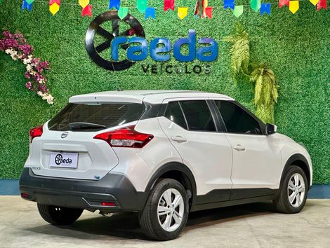 Nissan KICKS Active S 1.6 16V Flex Aut.