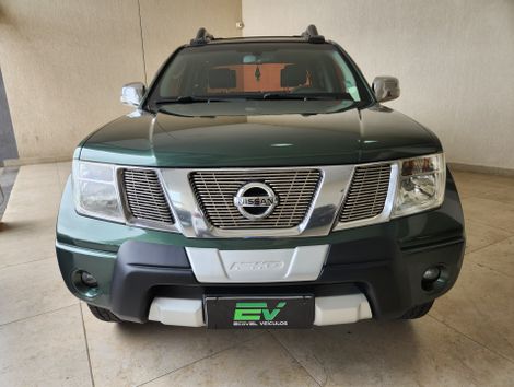 Nissan Frontier LE CD 4x4 2.5 TB Diesel Mec.