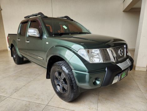 Nissan Frontier LE CD 4x4 2.5 TB Diesel Mec.