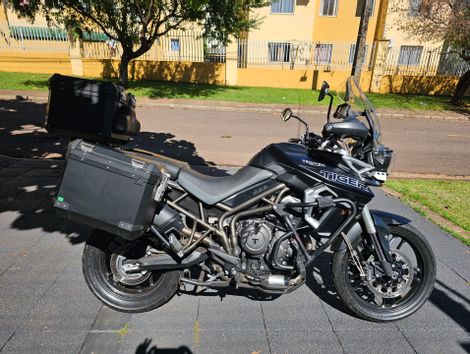 TRIUMPH TIGER 800 XRT