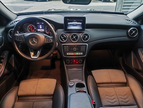 Mercedes GLA 200 Style 1.6 TB 16V/Flex Aut.