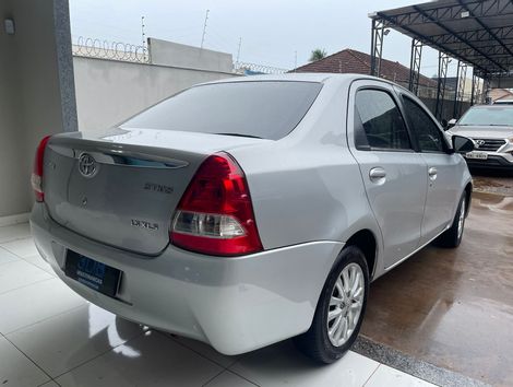 Toyota ETIOS XLS Sedan 1.5 Flex 16V 4p Mec.