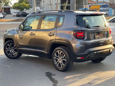 Jeep Renegade Long. T270 1.3 TB 4x2 Flex Aut.