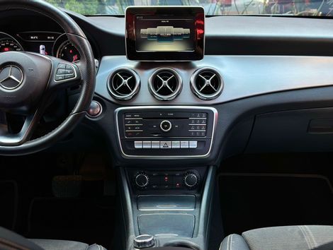 Mercedes GLA 200 Advance 1.6/1.6 TB 16V Flex Aut.