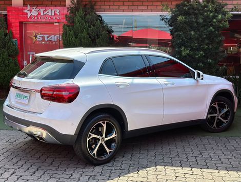 Mercedes GLA 200 Advance 1.6/1.6 TB 16V Flex Aut.