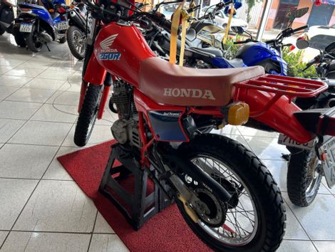 HONDA XLX 250 R