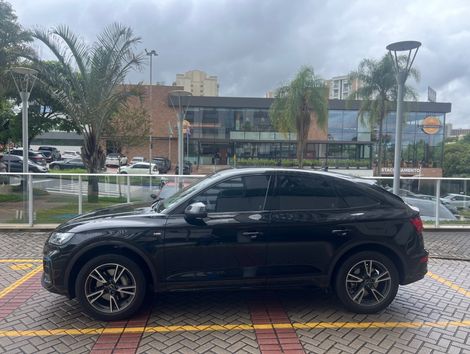 Audi Q5 SB P Black. 2.0 TFSIe S.Tr. Qt (Hib.)