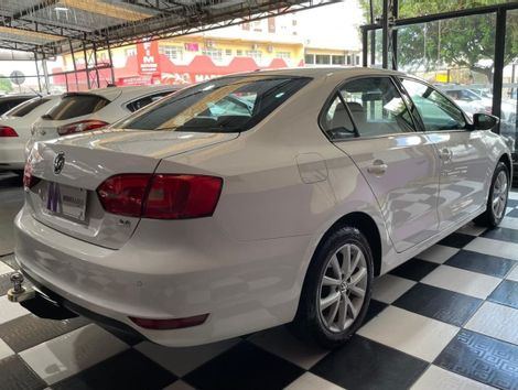 VolksWagen JETTA Comfortline 2.0 T.Flex 8V 4p Tipt.