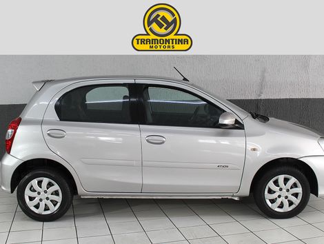 Toyota ETIOS XS 1.5 Flex 16V 5p Aut.