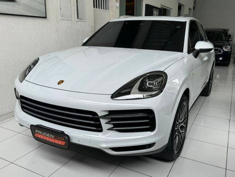 Porsche Cayenne E-Hybrid 3.0 V6 462cv