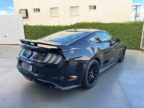 Ford Mustang GT Premium 5.0 V8